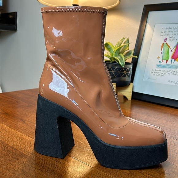 KATY PERRY Heightten Stretch Bootie Patent Platform Zip Chunky Butterscotch 9M - Picture 4 of 13